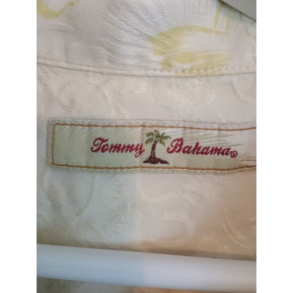 Tommy Bahama Shirt Mens XL Yellow Hawaiian 100% Silk Floral Fish Print Button Up - Picture 3 of 8